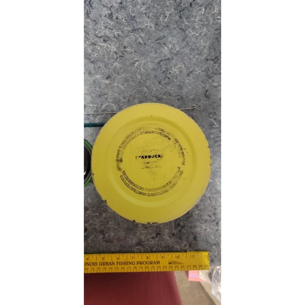 Starbucks 2016 Hawaii 16 oz Metal Pineapple Coffee Tumbler W/‎ Lid and Straw